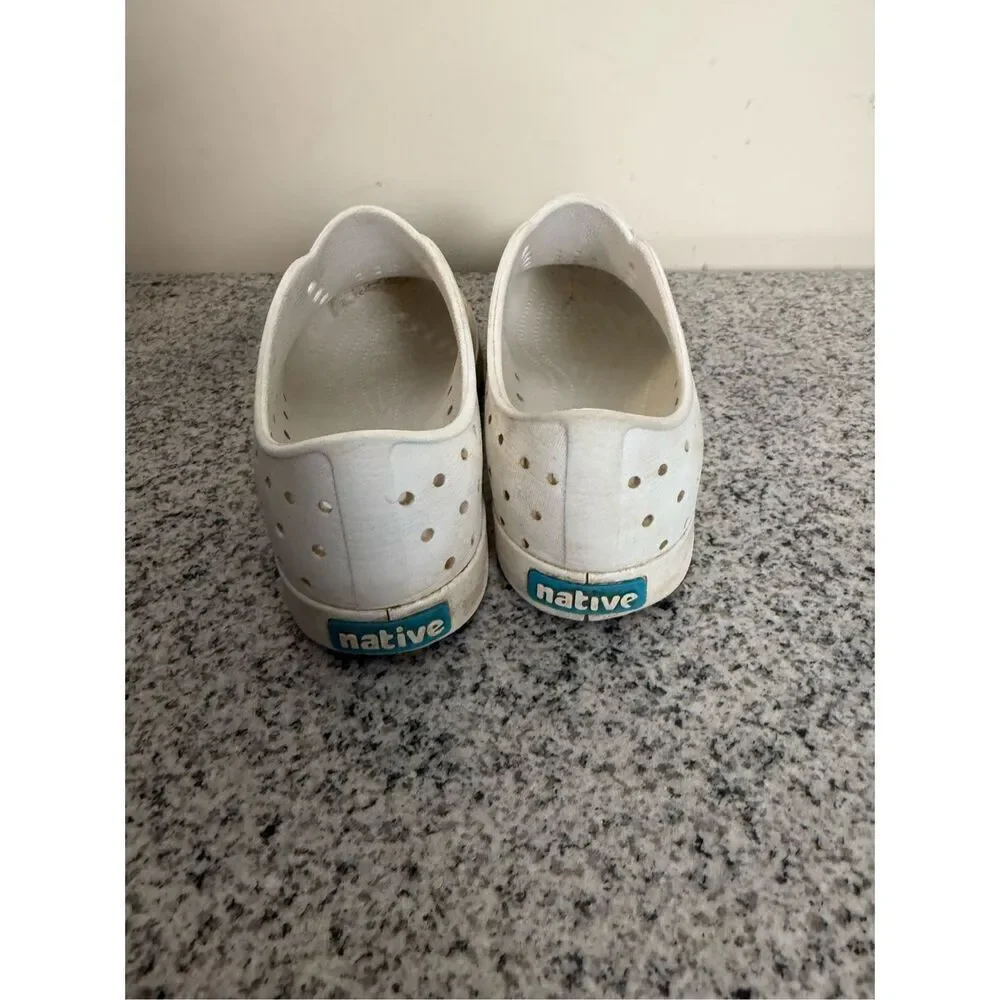 Native Shoes Kids Jefferson Slip-on Sneakers Kids Size 3 White Water Shoes